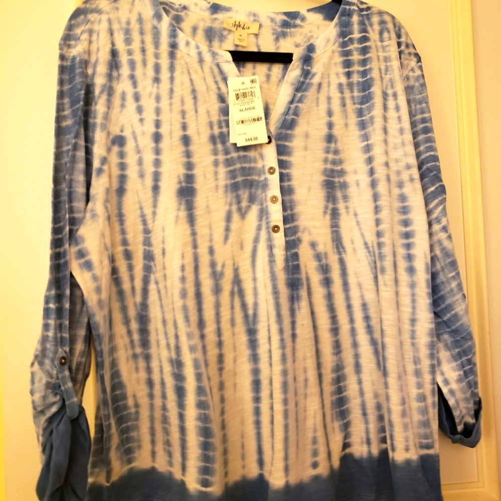 Women's Top